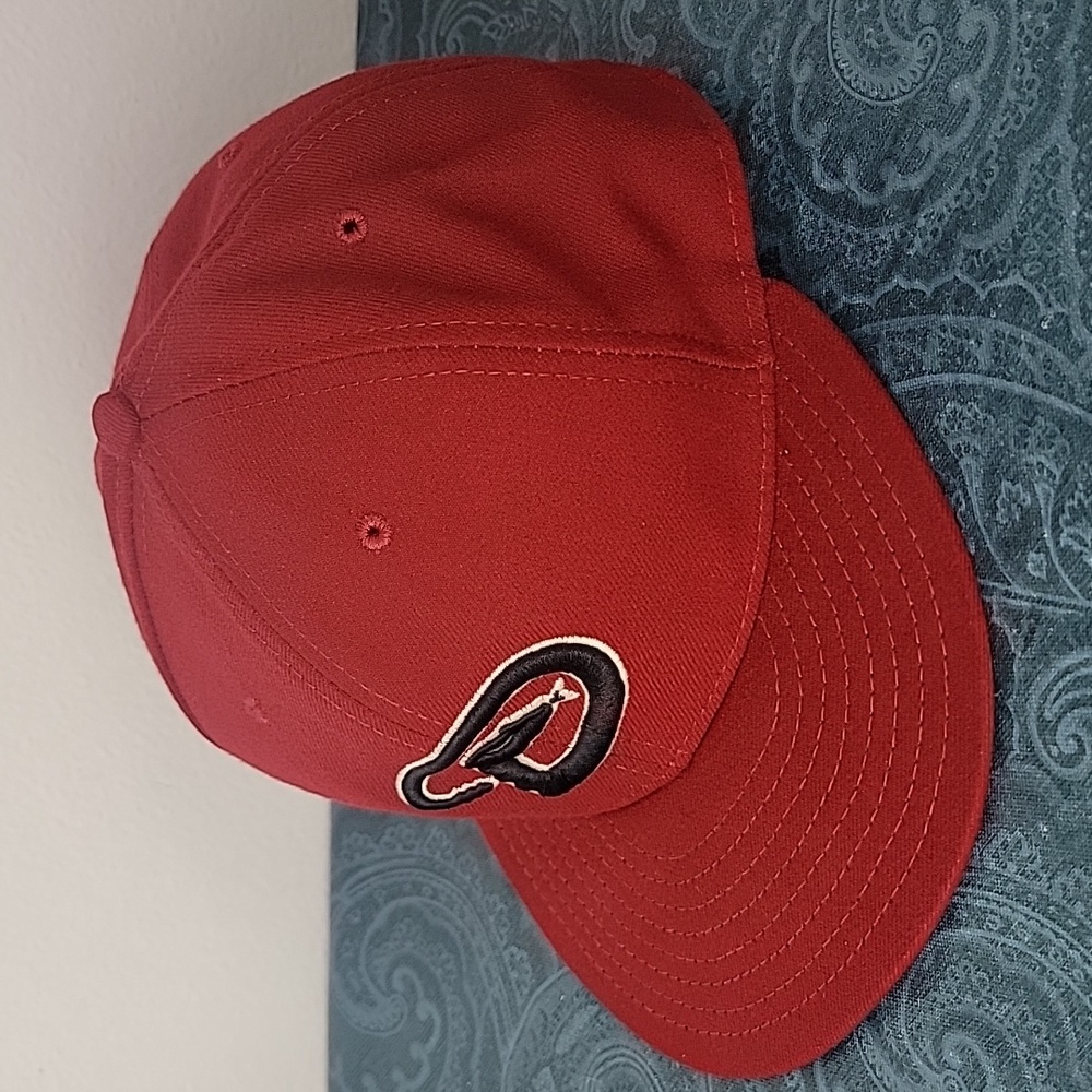 New Era Diamondback Red Fabric Baseball Official On Field Cap Hat   7 1/2